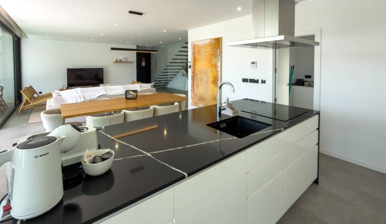 20260218_105624382_iOS