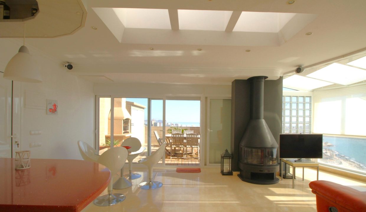COMPRAR ÁTICO CALPE VISTAS AL MAR LUJO