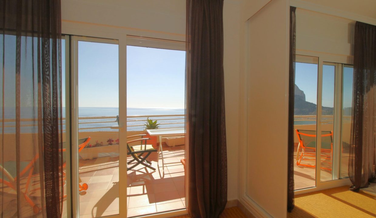 COMPRAR ÁTICO CALPE VISTAS AL MAR  SUITE
