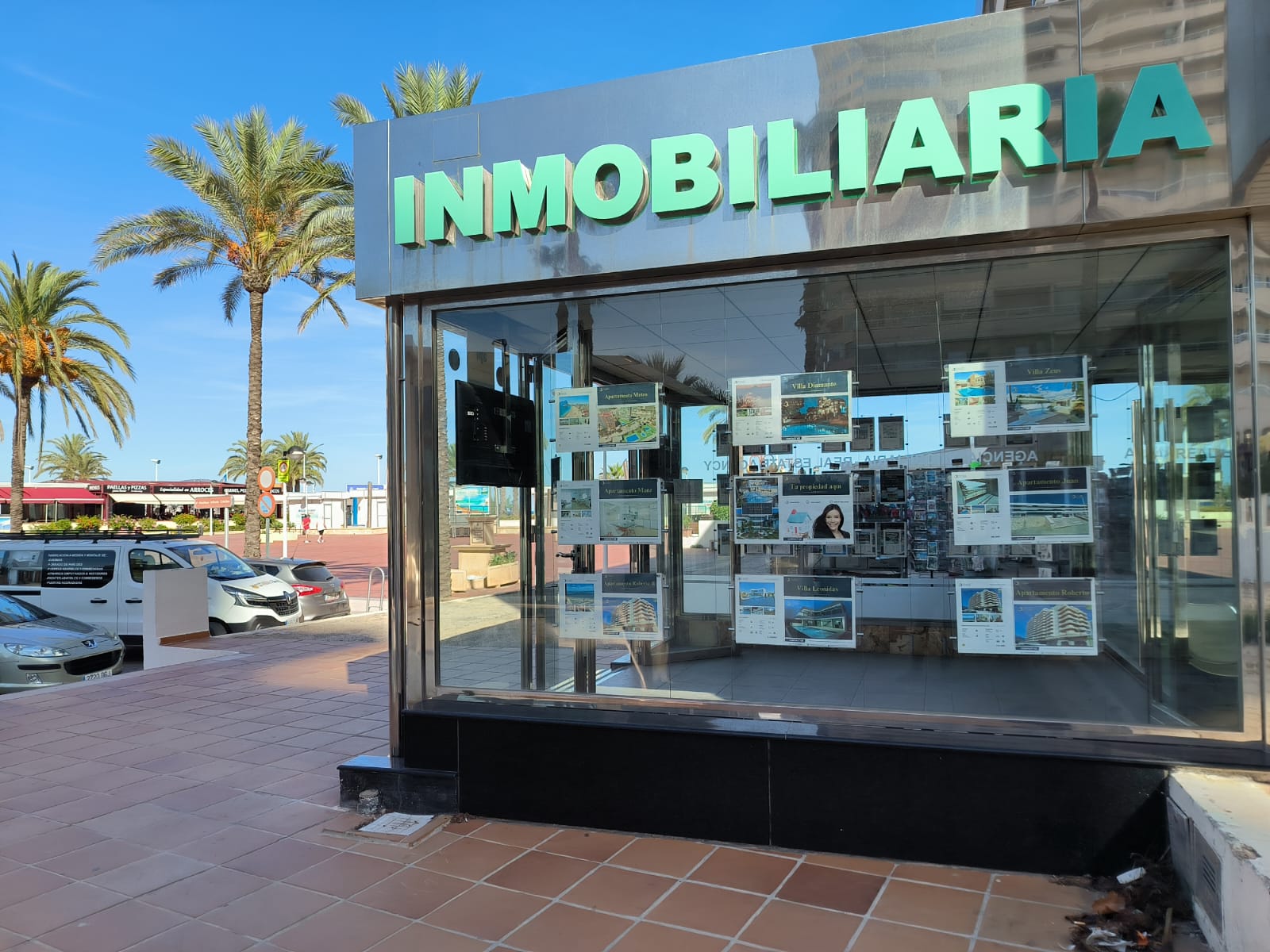 esta imagen muestra la mejor inmobiliaria de calpe