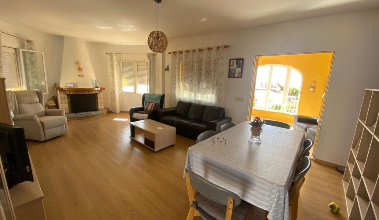 WhatsApp Image 2025-10-23 at 12.51.52