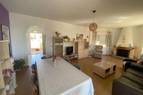 WhatsApp Image 2025-10-23 at 12.51.53