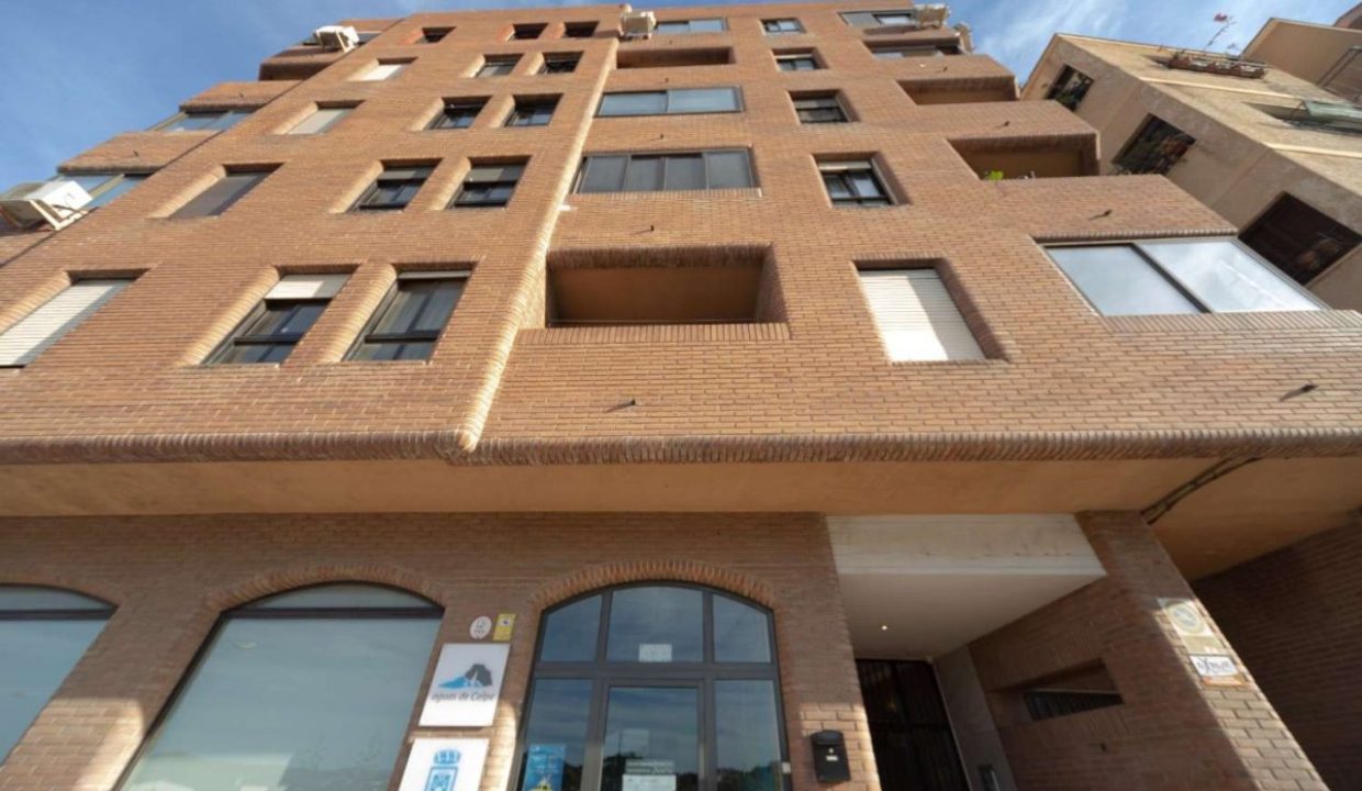 imgi_71_property_246683_75