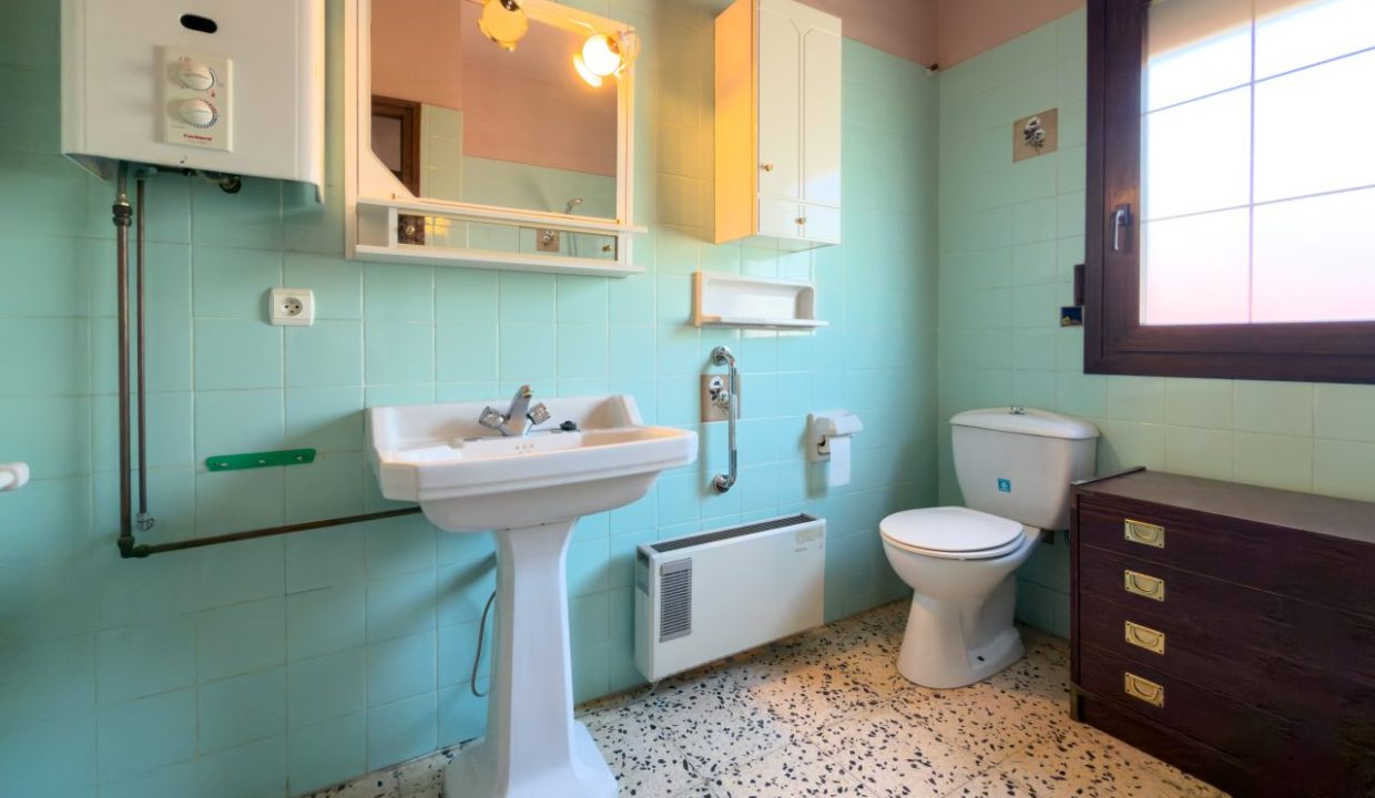 20251125_094148475_iOS