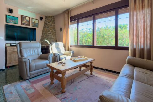 20251125_094546037_iOS