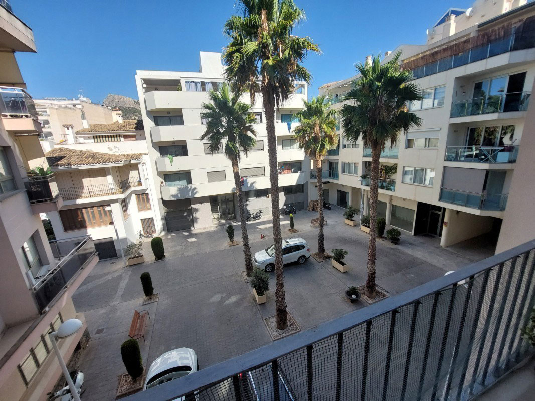 Flores – Piso en Calpe